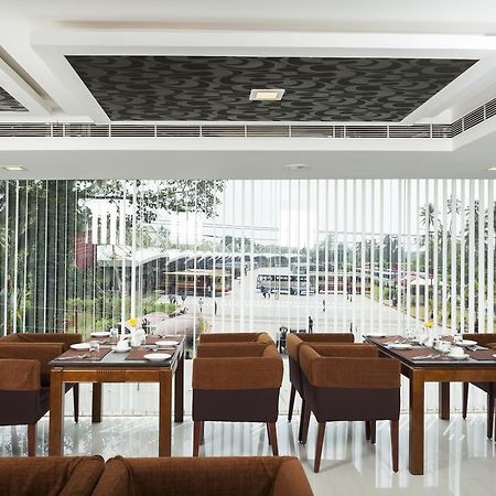 Abaam Cochin Otel Kochi Dış mekan fotoğraf