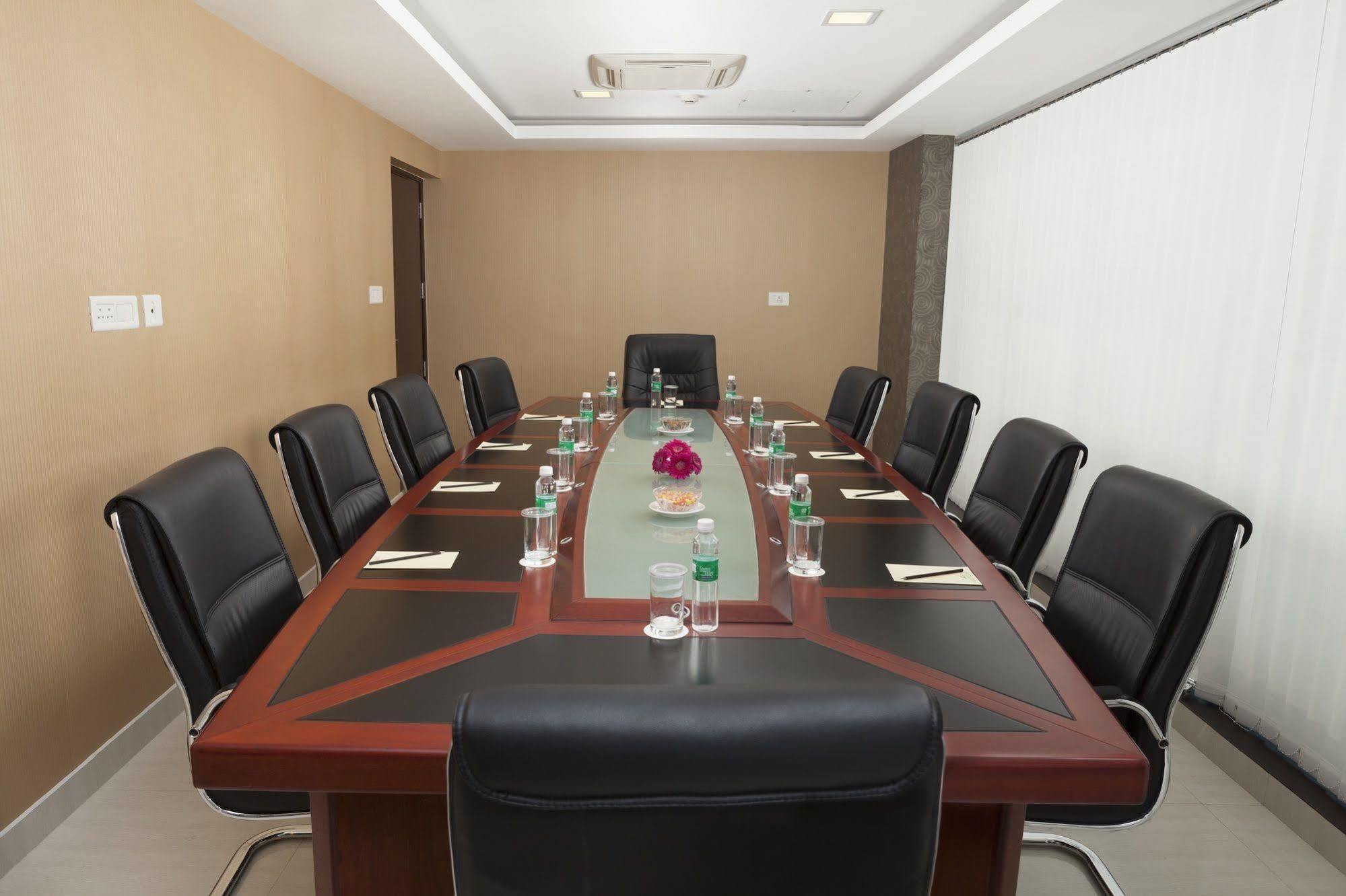 Abaam Cochin Otel Kochi Dış mekan fotoğraf