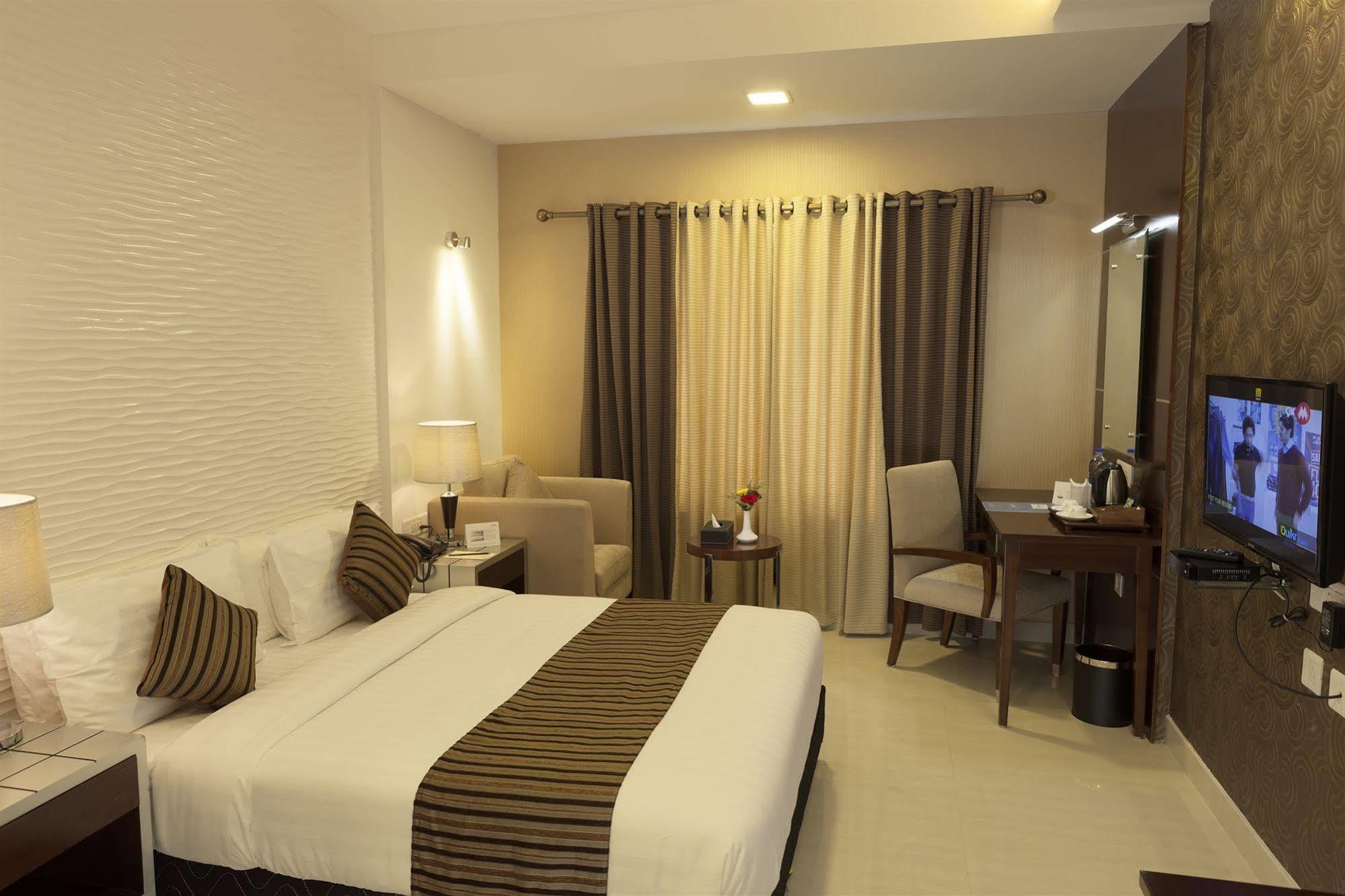 Abaam Cochin Otel Kochi Dış mekan fotoğraf