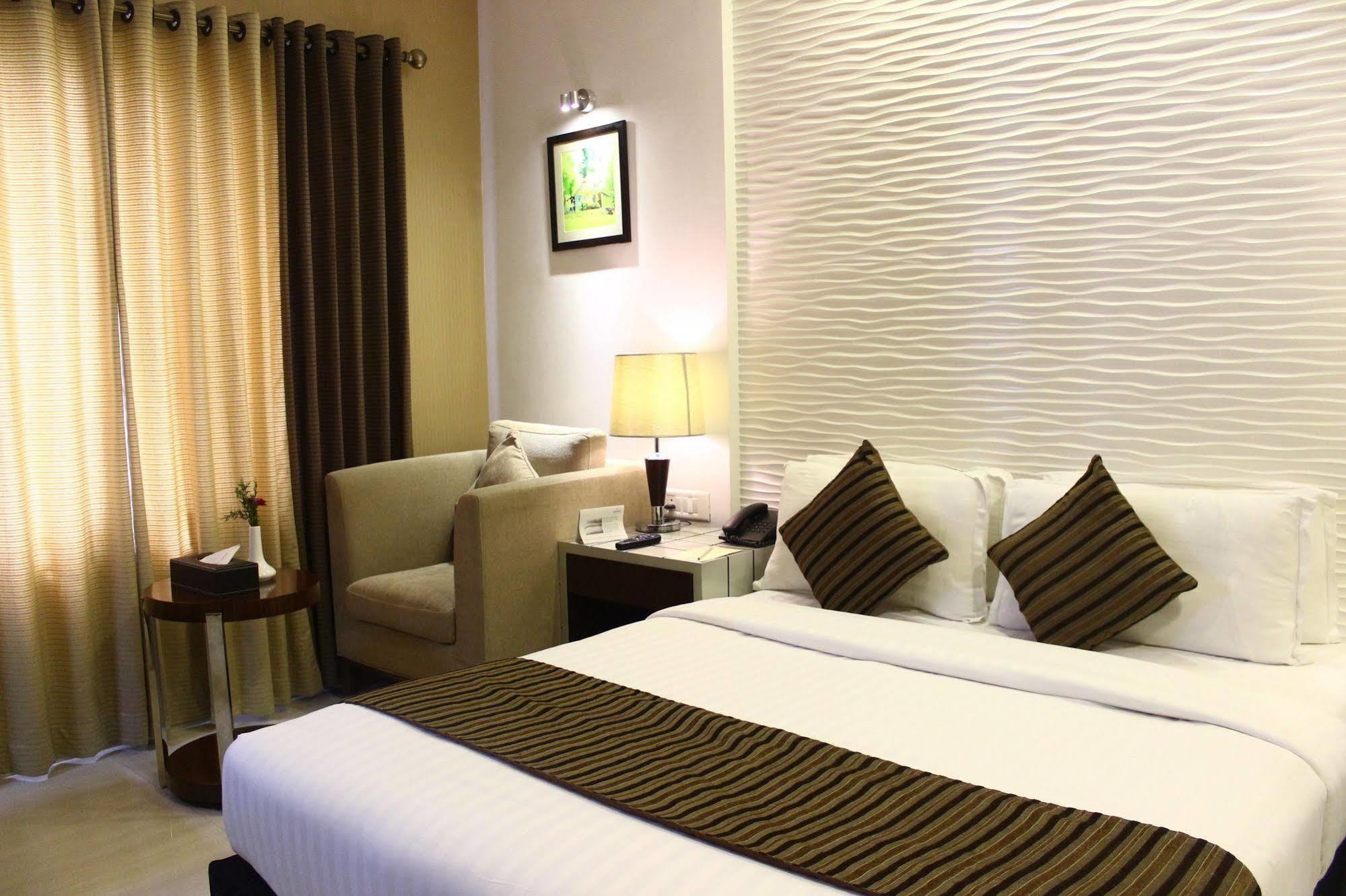 Abaam Cochin Otel Kochi Dış mekan fotoğraf